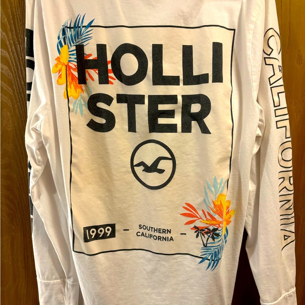 Hollister long sleeved shirt.
